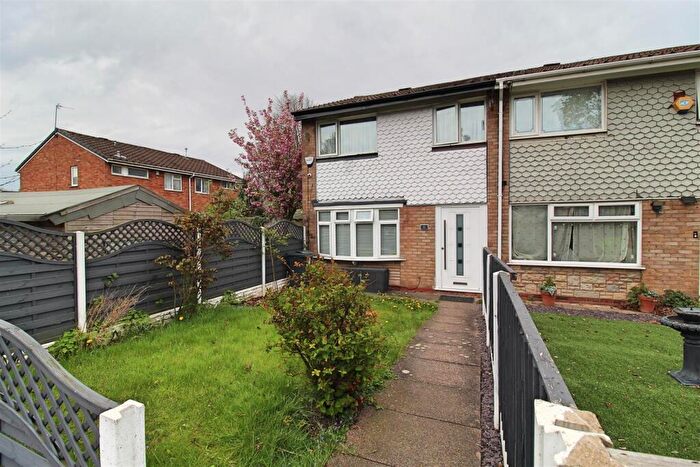 3 Bedroom Terraced House For Sale In Regal Croft, Bromford Brodge, Birmingham, B36