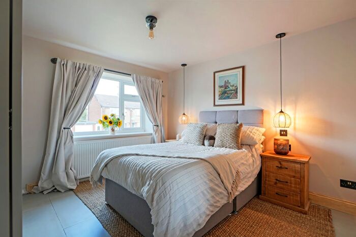 3 Bedroom Semi-Detached House For Sale In Warren Crescent, Marsh Lane, Sheffield, S21