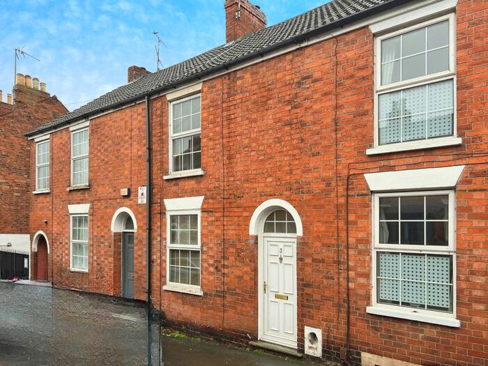 3 Bedroom Terraced House To Rent In Albion Place, Grantham, Grantham, NG31