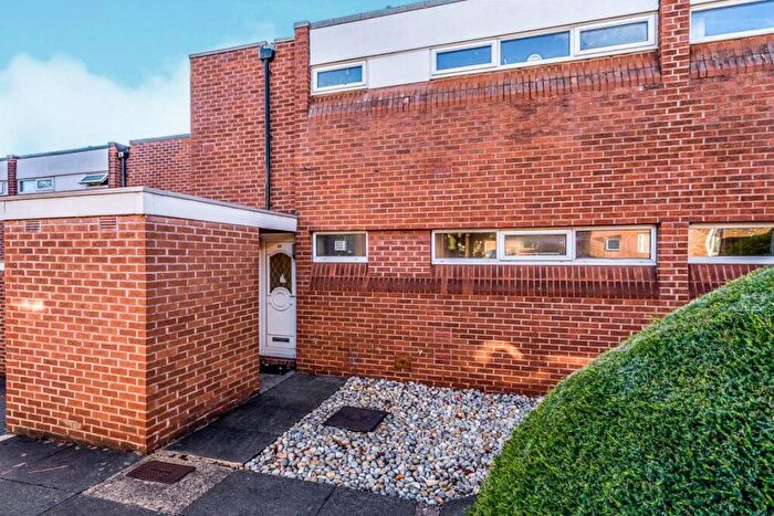 1 Bedroom Flat To Rent In Burns Road, Loughborough, LE11