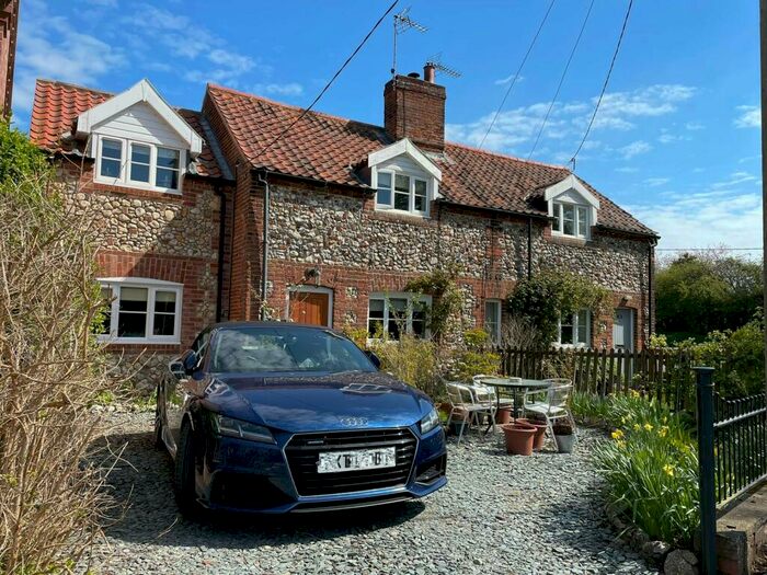 3 Bedroom Semi-Detached House For Sale In The Green, Weasenham, King's Lynn, PE32