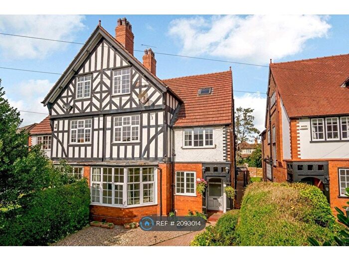 6 Bedroom Semi-Detached House To Rent In Shavington Avenue, Chester, CH2