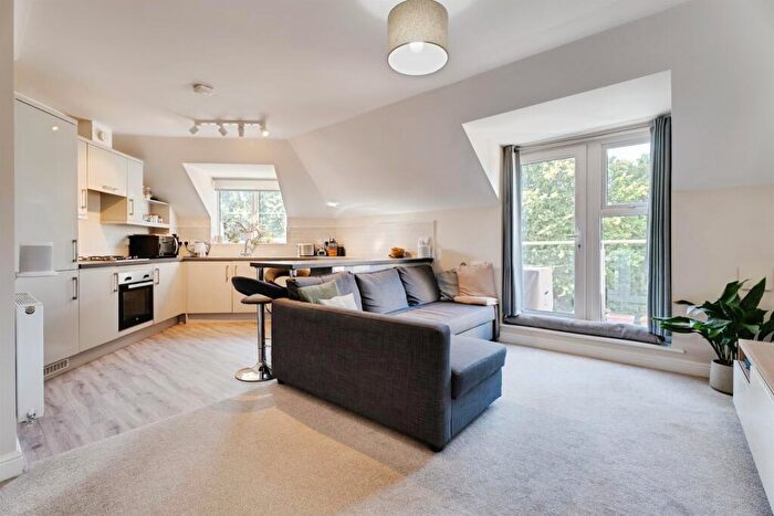 2 Bedroom Flat For Sale In Turnpike Court, Stowmarket, IP14