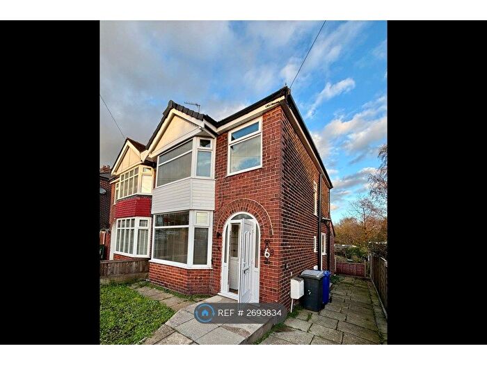 3 Bedroom Semi Detached House To Rent In Lydgate Road, Droylsden, Manchester, M43