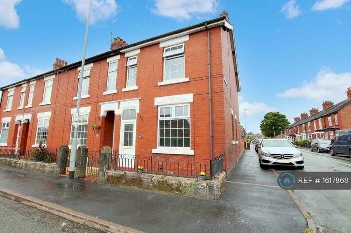 3 Bedroom End Of Terrace House To Rent In Well Street, Biddulph, Stoke-On-Trent, ST8