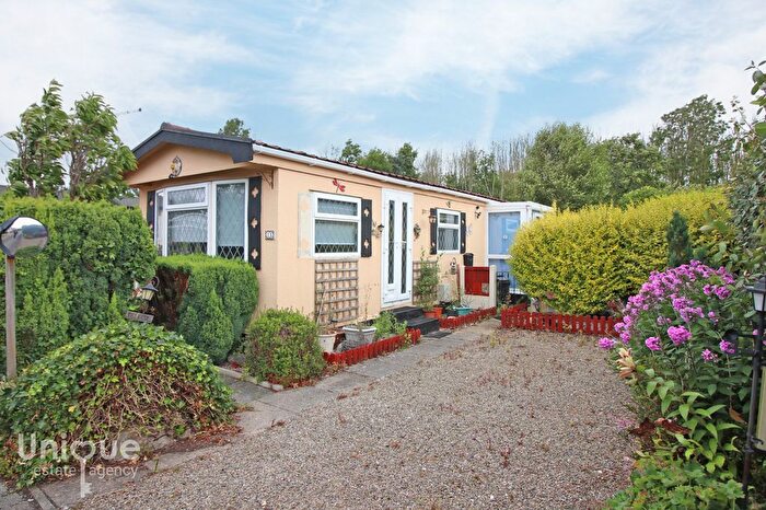 2 Bedroom Property For Sale In Stalmine Country Park, Neds Lane, Poulton-Le-Fylde, FY6