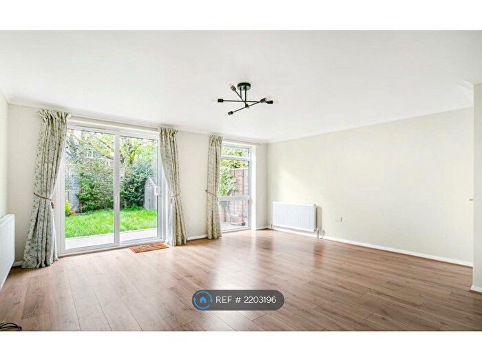 3 Bedroom Terraced House To Rent In Olyffe Drive, Beckenham, BR3
