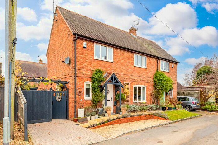3 Bedroom Semi-Detached House For Sale In Ivy Lane, Stewkley, Leighton Buzzard LU7