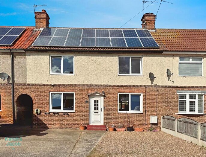 3 Bedroom Terraced House For Sale In Ramsden Avenue, Langold, Worksop, S81