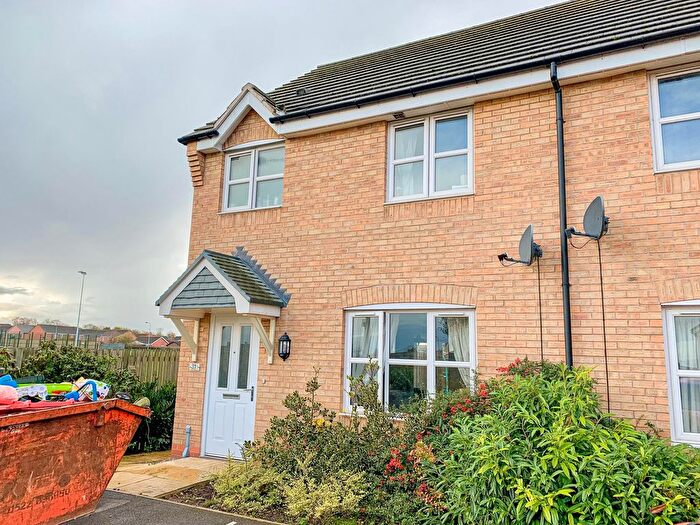 3 Bedroom Semi-Detached House To Rent In Spire Close, Lincoln, LN1