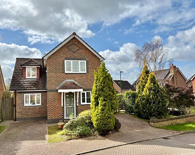 3 Bedroom Detached House For Sale In Farr Close, Cuckfield, RH17