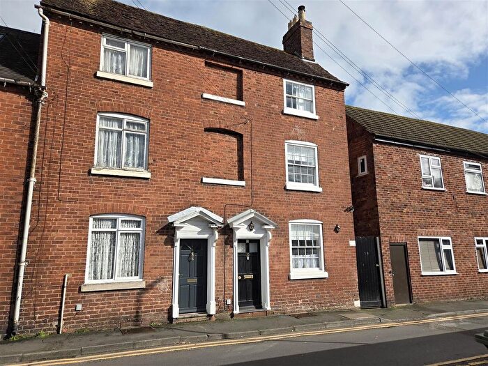 3 Bedroom End Terrace House For Sale In Raven Street, Stourport-On-Severn, DY13