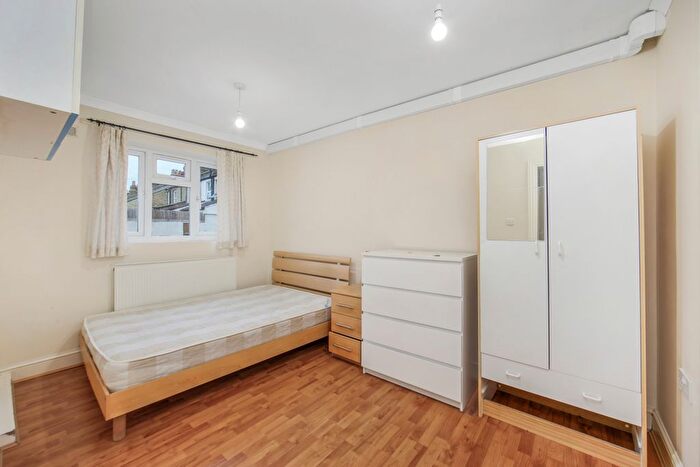 5 Bedroom Town House To Rent In Cahir Street, Docklands, London, E14