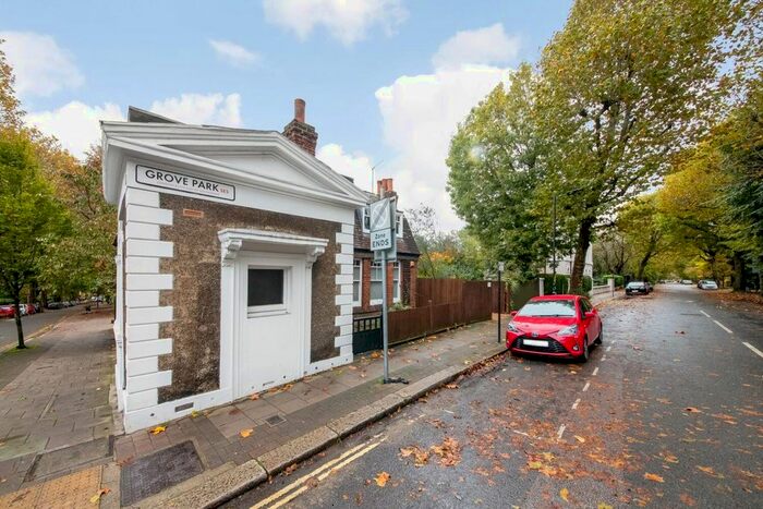 2 Bedroom Detached House To Rent In Grove Park, Camberwell, London, SE5