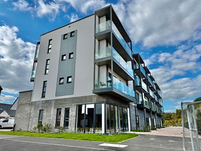 2 Bedroom Flat For Sale In Charlbury Drive, Plymstock, PL9