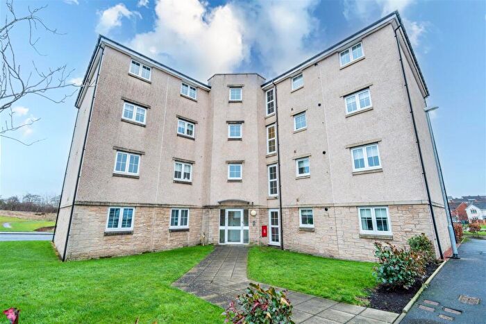 2 Bedroom Flat For Sale In Cambridge Crescent, Airdrie, ML6