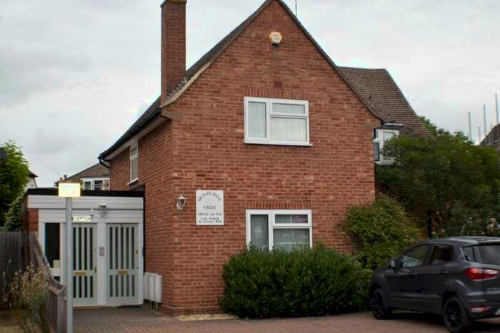 1 Bedroom Detached House To Rent In Orchard Way Stratford-upon-avon, CV37