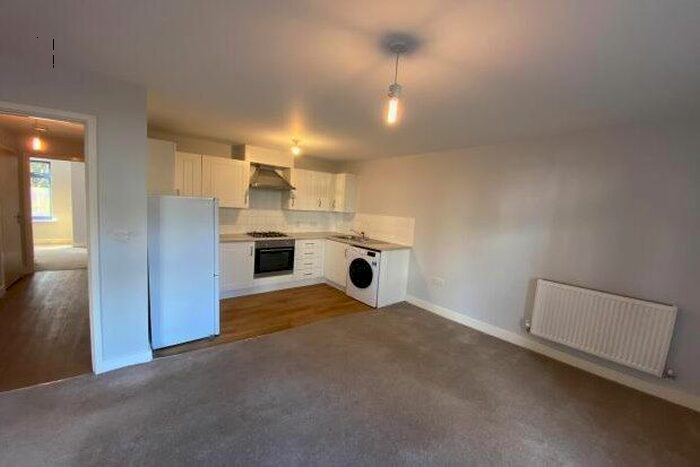 2 Bedroom Flat To Rent In Sussex Place, Bristol, BS2