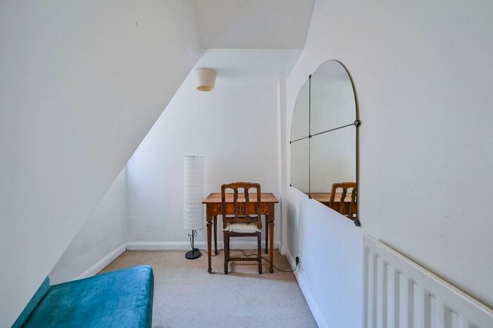 1 Bedroom Flat To Rent In Freegrove Road, Islington, London, N7