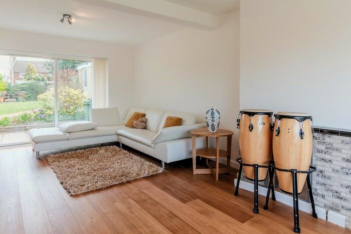 3 Bedroom Detached House To Rent In Collingwood Crescent, Guildford, Surrey, GU1