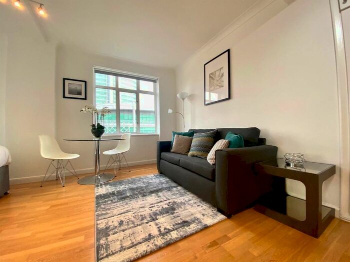 1 Bedroom Apartment To Rent In Warren Court, Euston Road, London, NW1