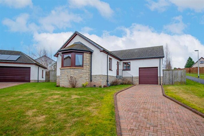 3 Bedroom Detached Bungalow For Sale In Hutchison Drive, Scone, Perth, PH2