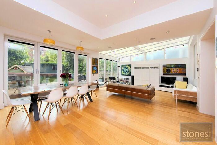 4 Bedroom Apartment To Rent In Greencroft Gardens, London, NW6