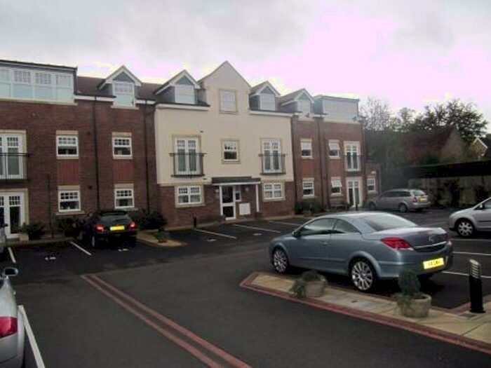 2 Bedroom Flat To Rent In - Cleveland Terrace, Darlington, DL3