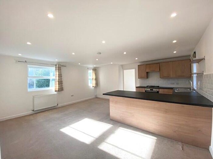 1 Bedroom Maisonette To Rent In Fairford Leys, Aylesbury, HP19