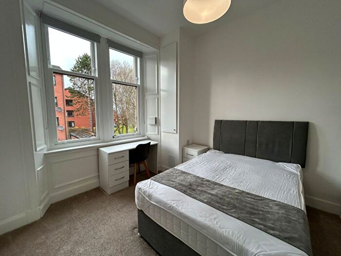 2 Bedroom Flat To Rent In Braeside Street, North Kelvinside, Glasgow, G20