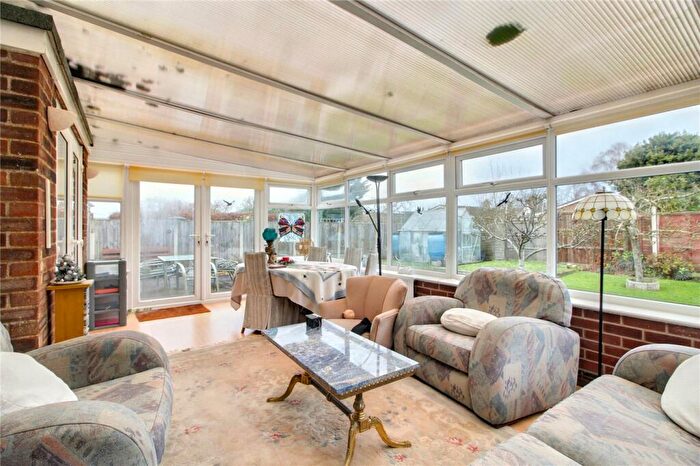3 Bedroom Bungalow For Sale In Kingswood Close, Brooke, Norwich, Norfolk, NR15
