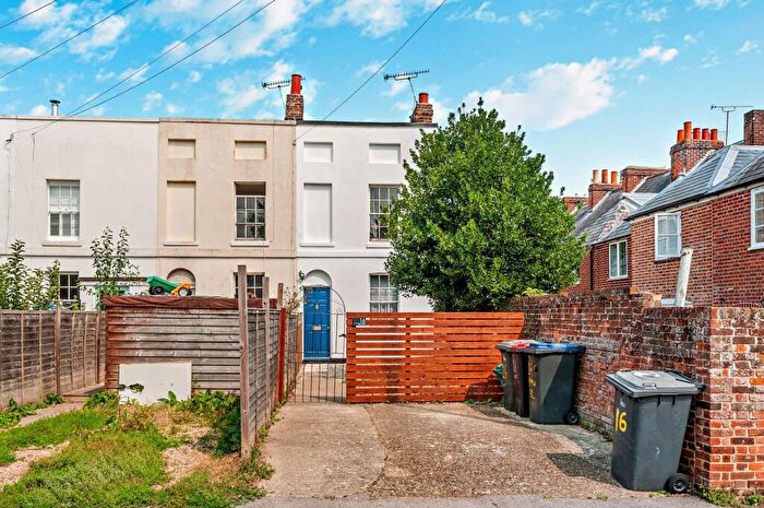 3 Bedroom End Of Terrace House For Sale In New Street, St. Dunstans, Canterbury, CT2