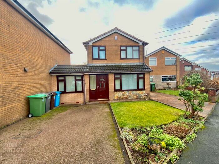 4 Bedroom Link Detached House To Rent In Partridge Way, Chadderton, Oldham, OL9