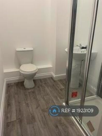 1 Bedroom Flat To Rent In Exeter Road, Exmouth, EX8