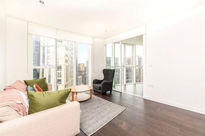 2 Bedroom Flat To Rent In Wandsworth Road, Nine Elms, SW8