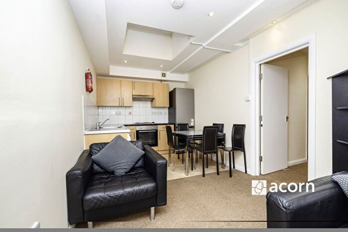 2 Bedroom Flat To Rent In Old Kent Road, London, SE1