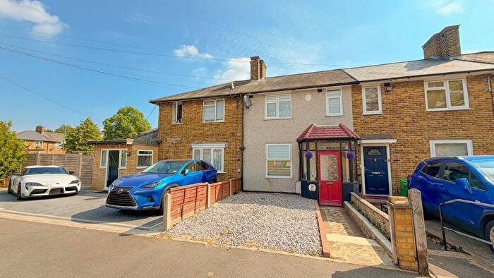 3 Bedroom Terraced House For Sale In Shrewsbury Road, Carshalton, Surrey., SM5