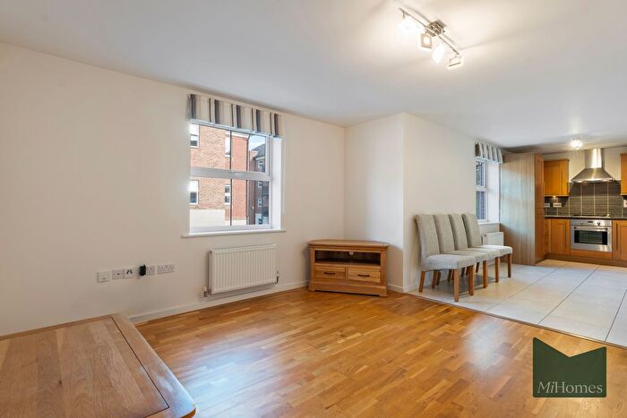 2 Bedroom Flat To Rent In Coppetts Road, Muswell Hill, N10