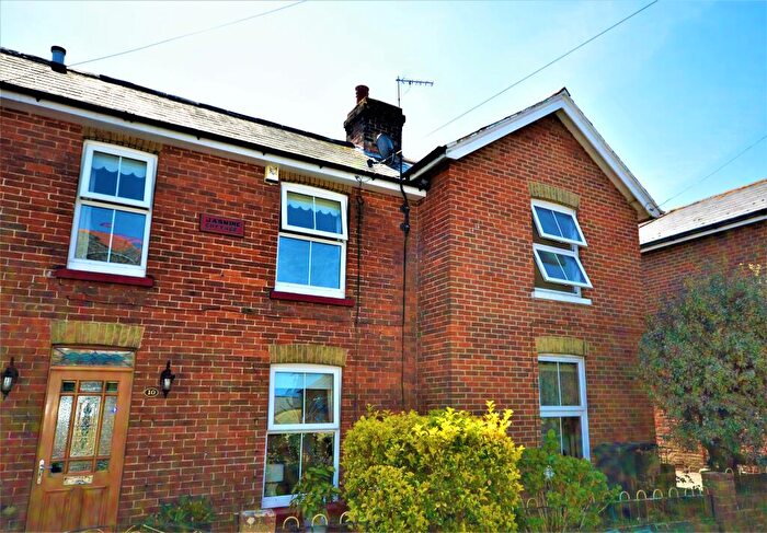 1 Bedroom Flat To Rent In George Street, Sandown, PO36
