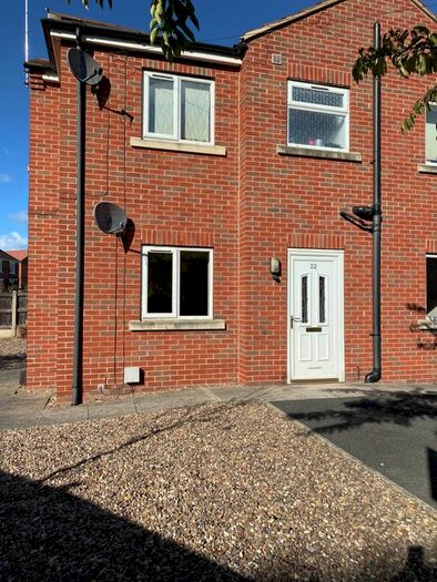 1 Bedroom Flat To Rent In Oak Avenue, Stanley, WF3