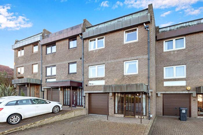 4 Bedroom Town House For Sale In A Craigleith Crescent, Ravelston, Edinburgh, EH4