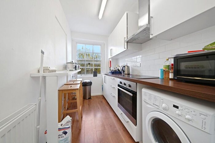 3 Bedroom Terraced House To Rent In North Gower Street, Euston, NW1