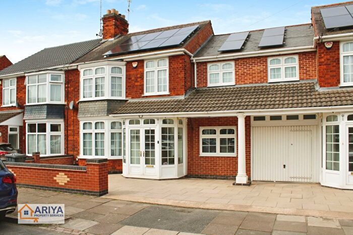 4 Bedroom Terraced House For Sale In Nansen Road, Evington, Leicester, LE5