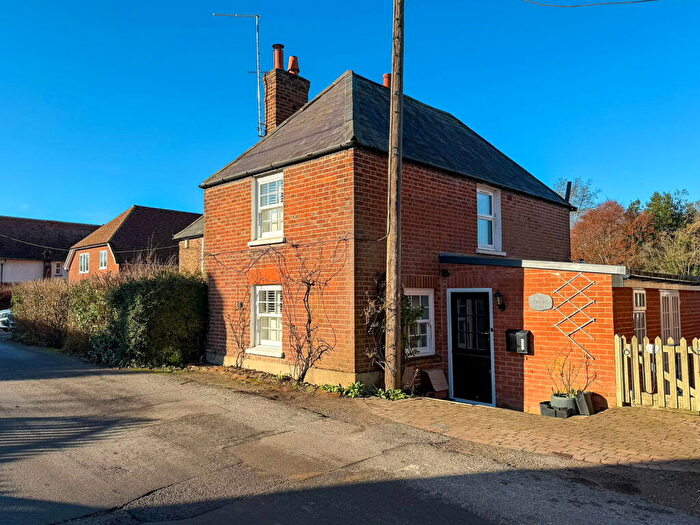 2 Bedroom Semi-Detached House For Sale In Easole Street, Nonington, Dover, CT15