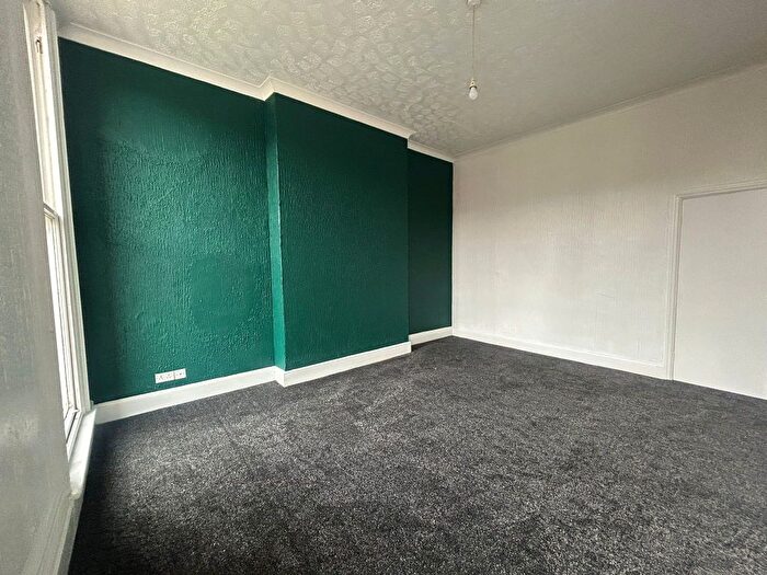 1 Bedroom Flat To Rent In Swinley Road, Wigan, WN1