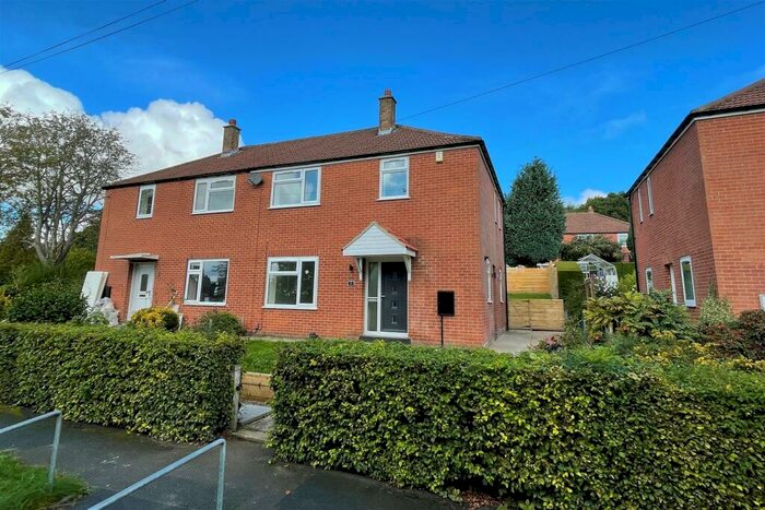 3 Bedroom Semi-Detached House To Rent In King Alfreds Green, Meanwood, Leeds, LS6