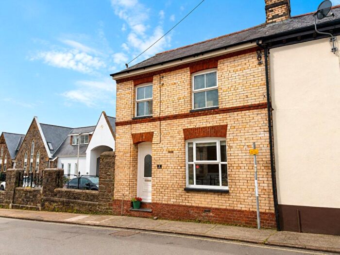 3 Bedroom Terraced House For Sale In Whites Lane, Great Torrington, Devon, EX38