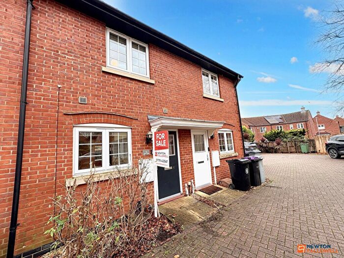 2 Bedroom Terraced House For Sale In Gilpin Close, Bourne, PE10