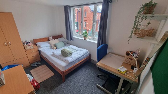 6 Bedroom House To Rent In Tiverton Road, Selly Oak, Birmingham, West Midlands, B29