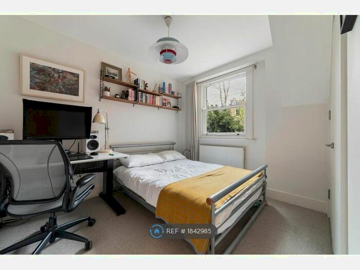 4 Bedroom Flat To Rent In Allen Road, London, N16